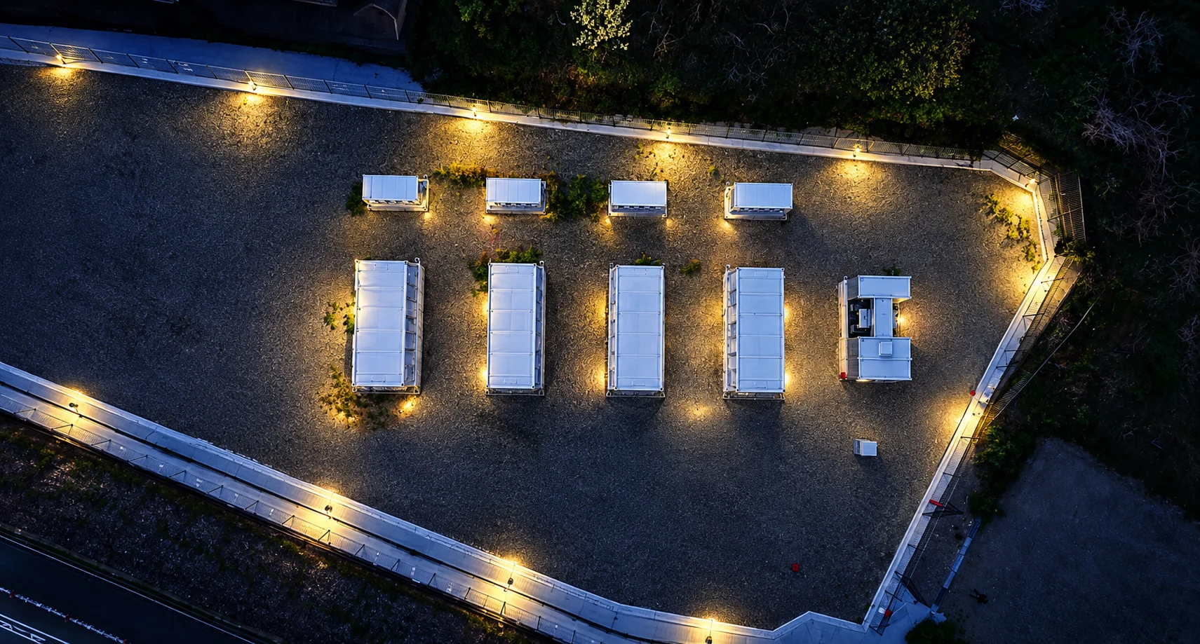 蓄電所のドローン空撮